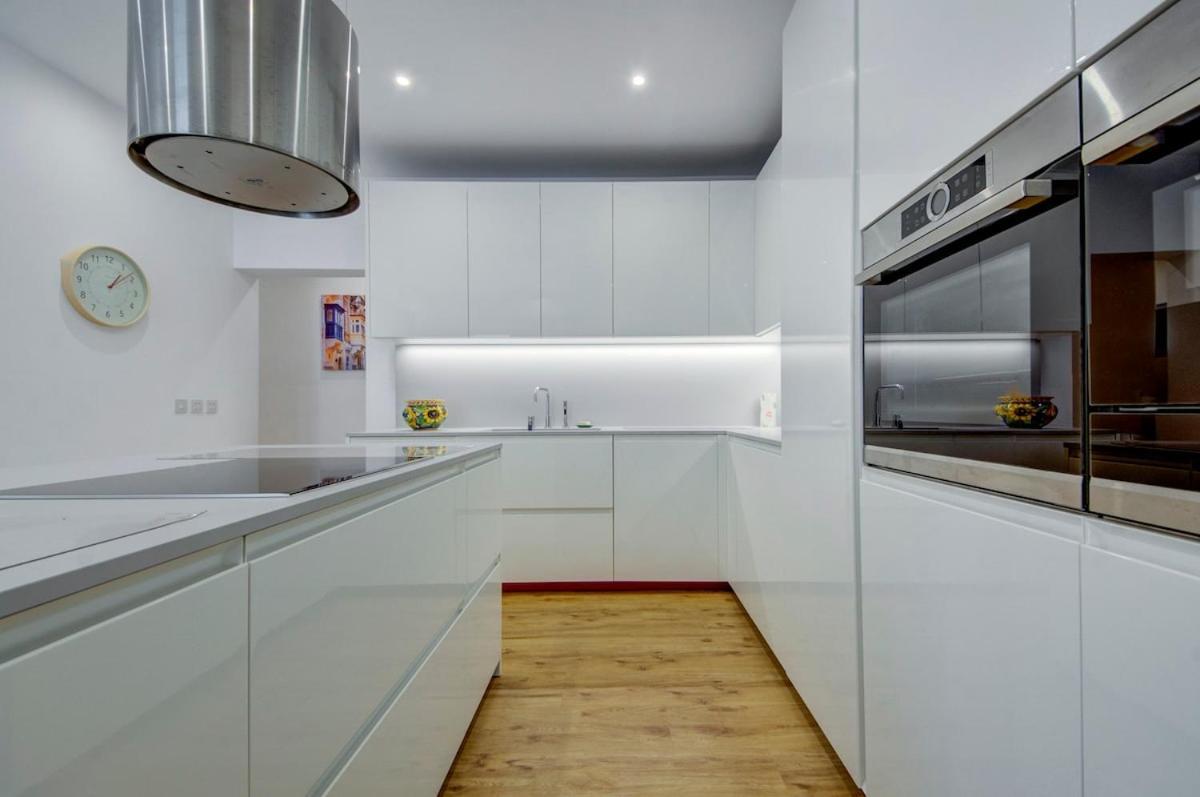 3 Bedroom Modern In Apartment Sliema