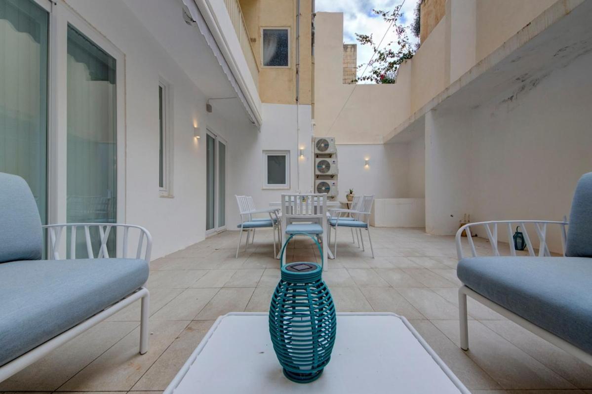 3 Bedroom Modern In Apartment Sliema
