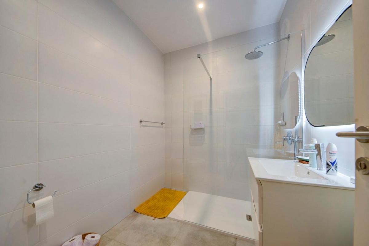 3 Bedroom Modern In