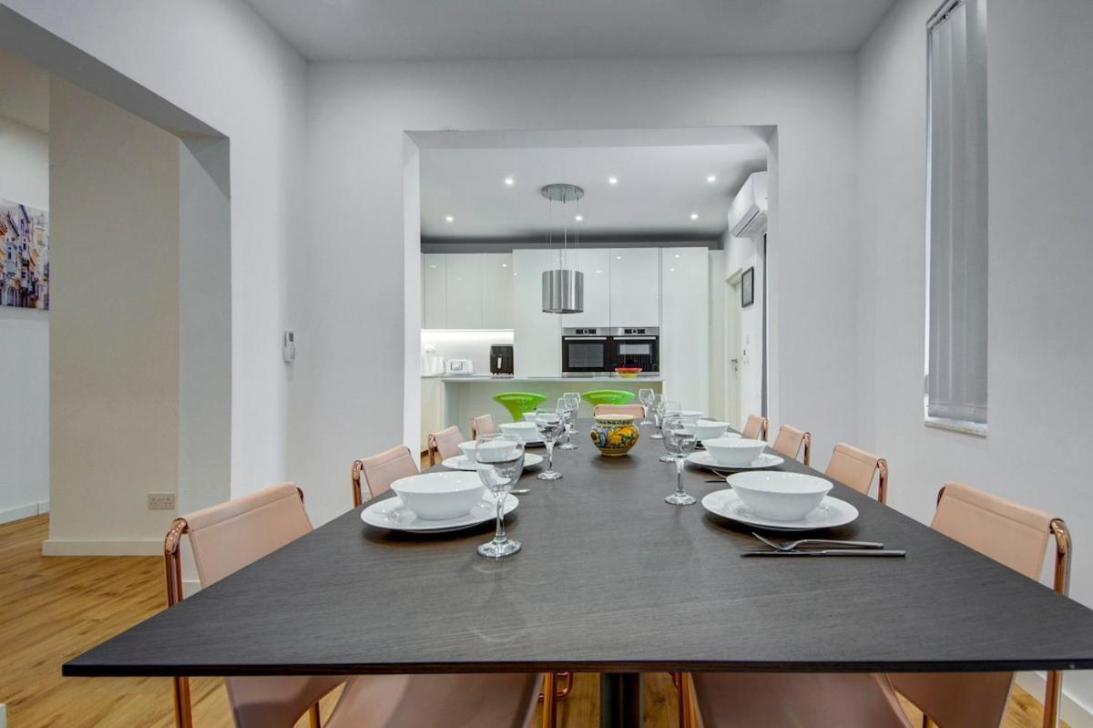 3 Bedroom Modern In Apartment Sliema